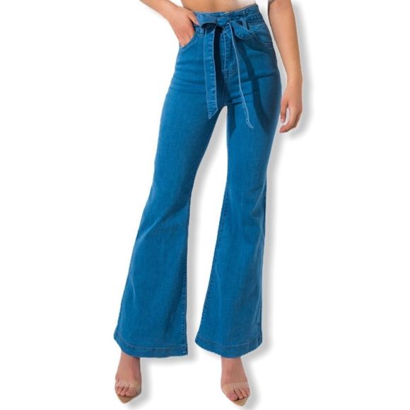 Akira The Zone I’m In High Waist Flared Jeans missing belt size Small - Picture 2 of 11